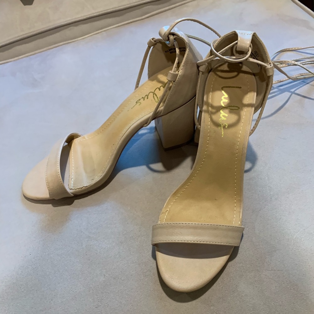 Brand new Lulu’s nude block heel